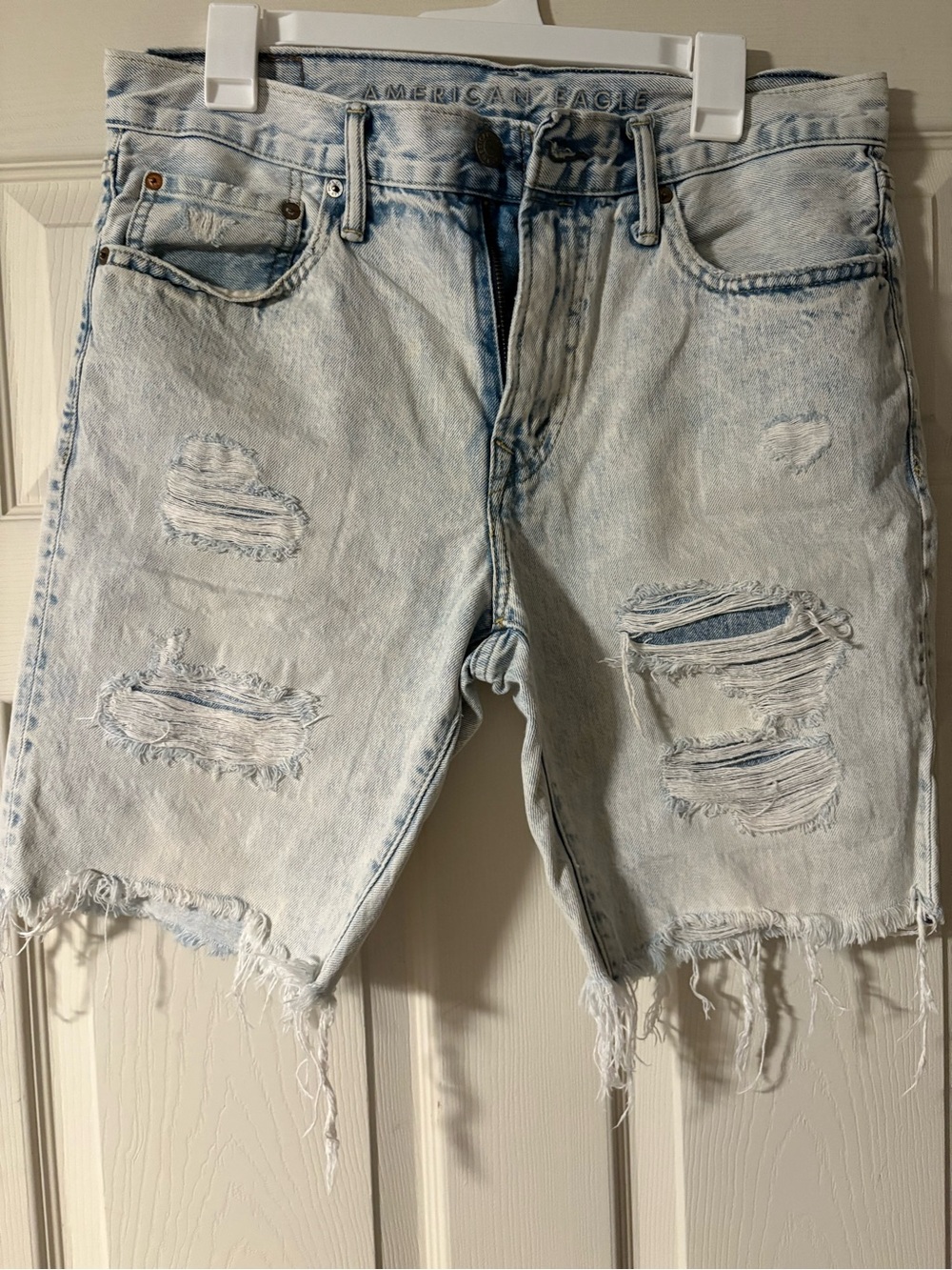 American Eagle Light Wash Denim Shorts - Light Blue